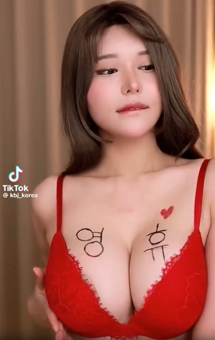 1분 순삭시킨 여캠 슴라인