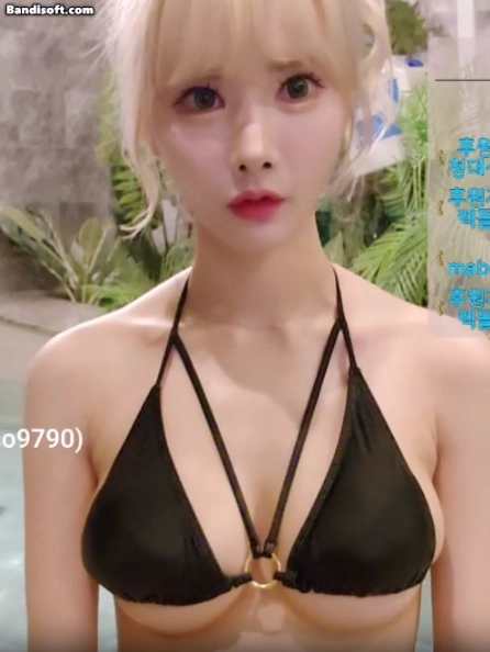 여캠 윤개굴 언더붑 비키니 착장